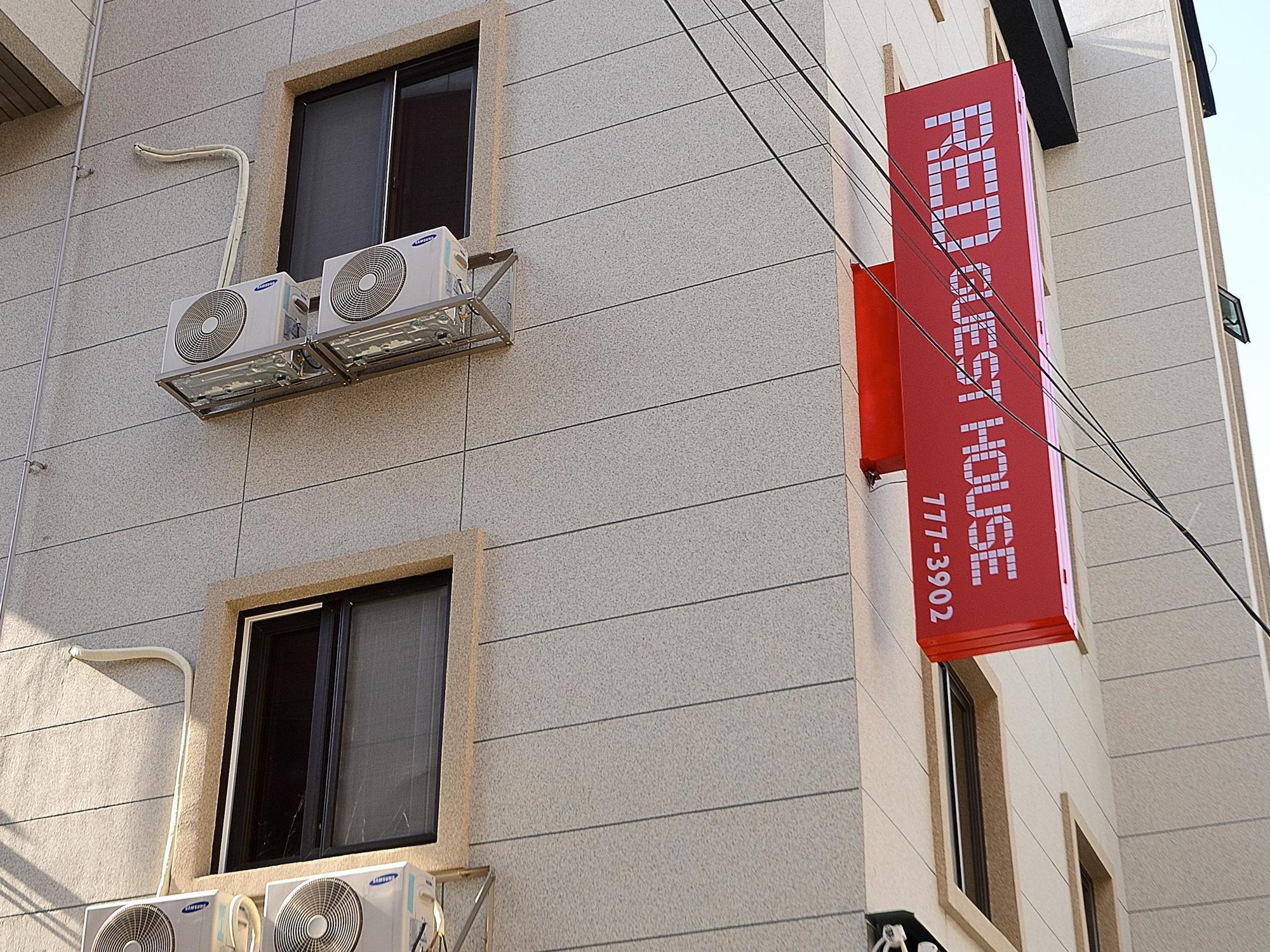 Red Guesthouse Seoul Exterior photo
